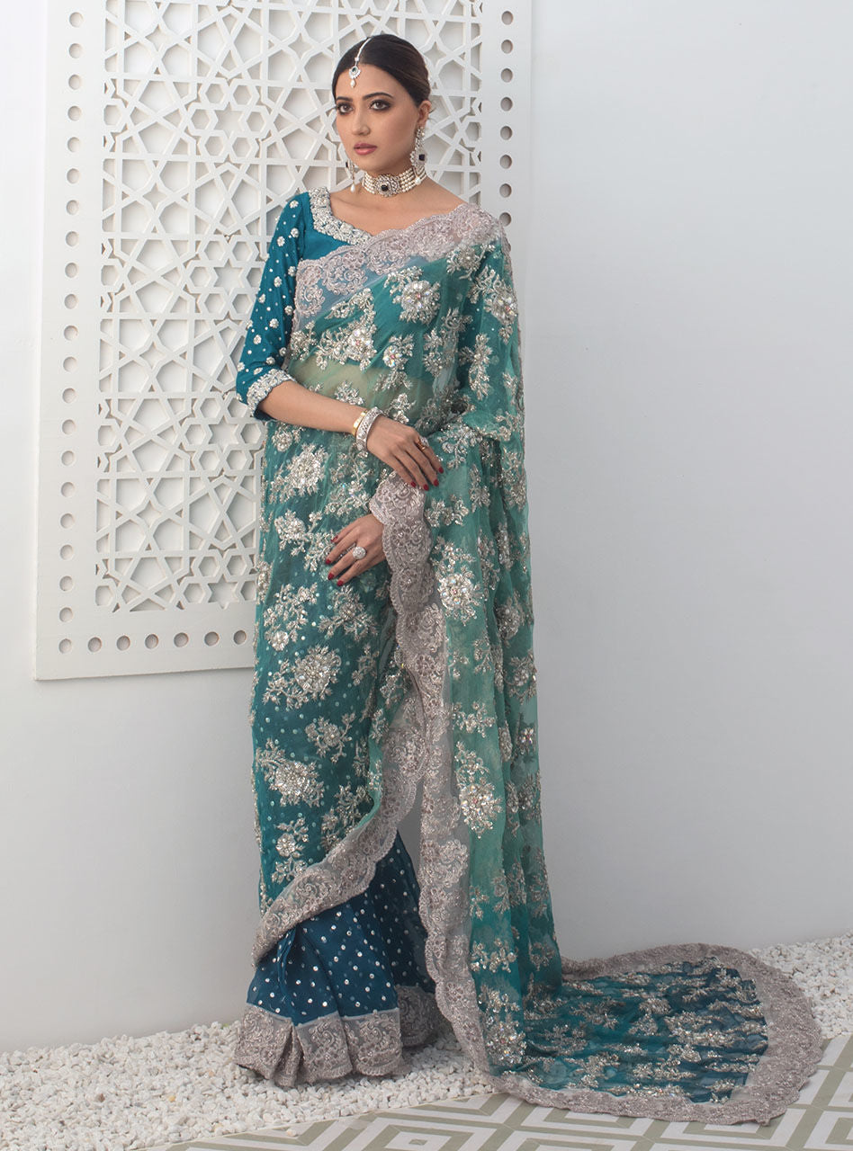 Zainab sale chottani saree