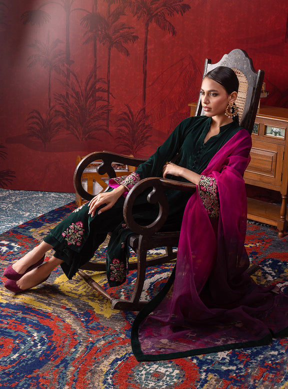 Syara – Zainab Chottani International