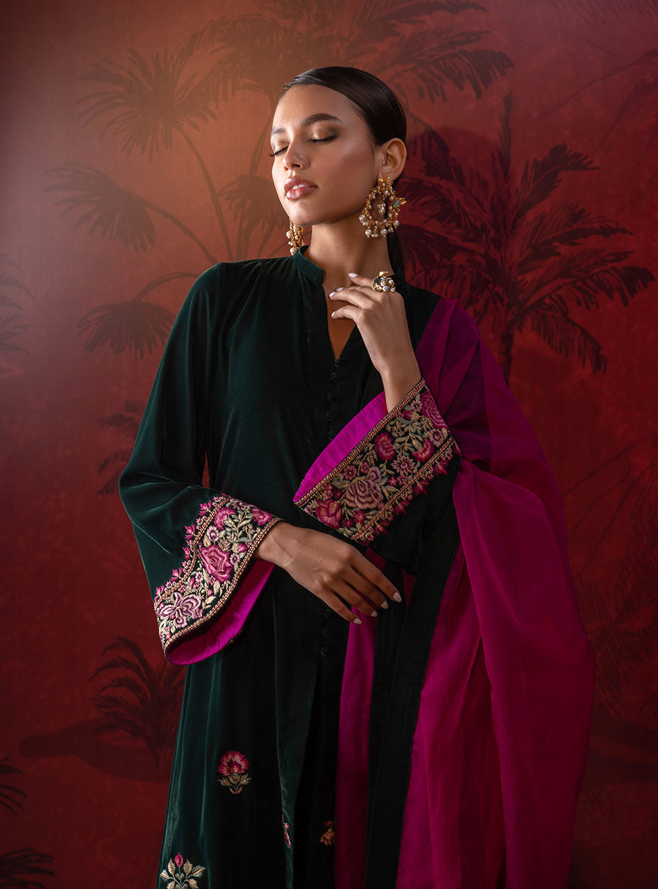 Syara – Zainab Chottani International