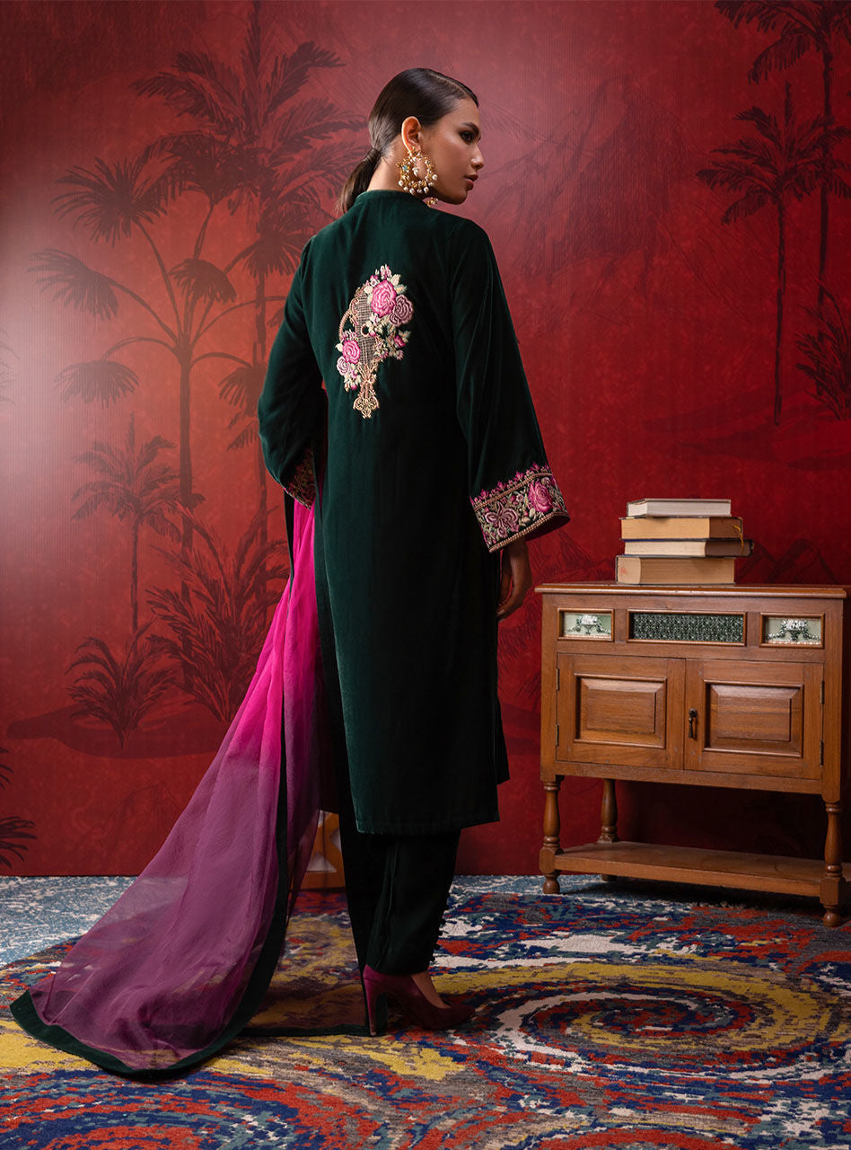 Syara – Zainab Chottani International